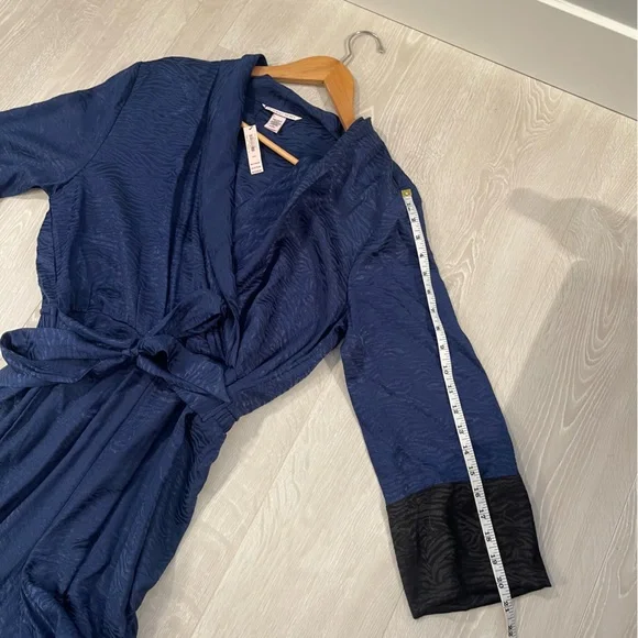 NWT Victoria Secret Pajama Zebra Jumpsuit Jumper Medium Blue Black Retail $150 - Picture 8 of 12